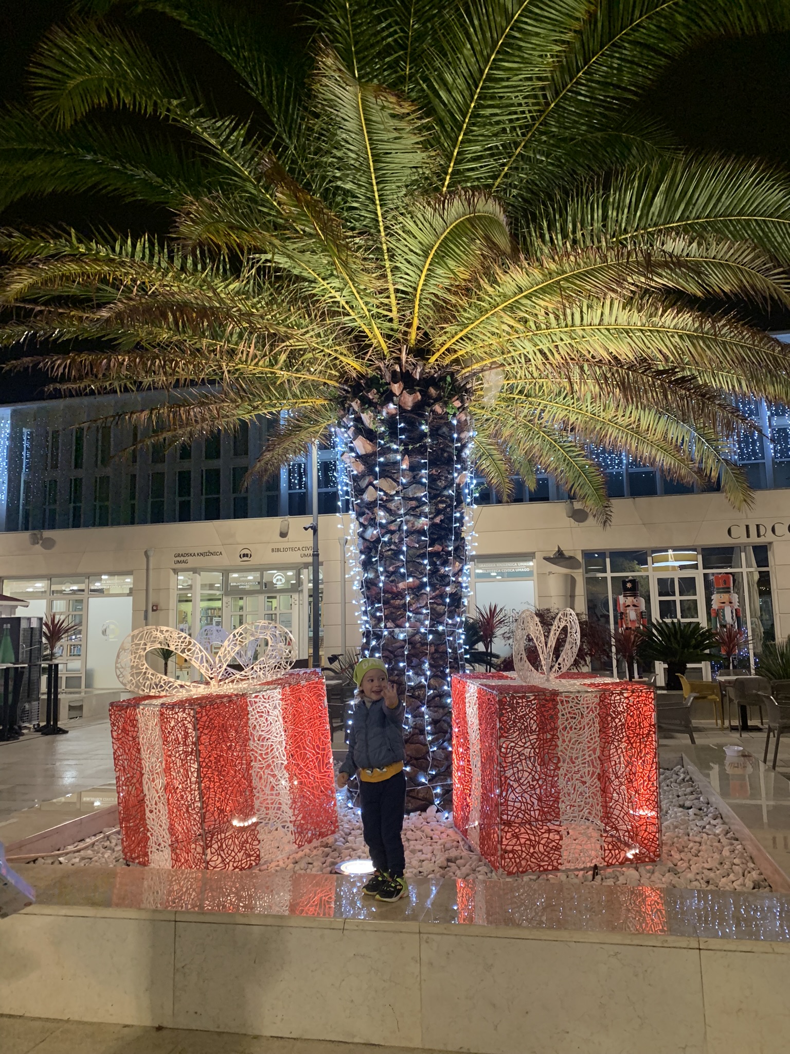 Beach Bar Havana Grad Umag Umago